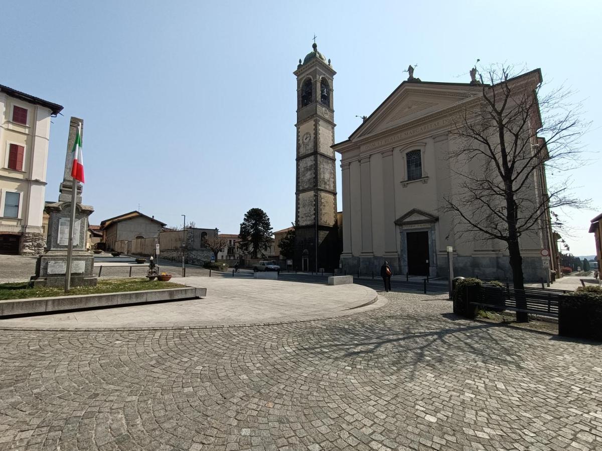 Il B&B Di Piazza Motta Albese Con Cassano Exterior photo